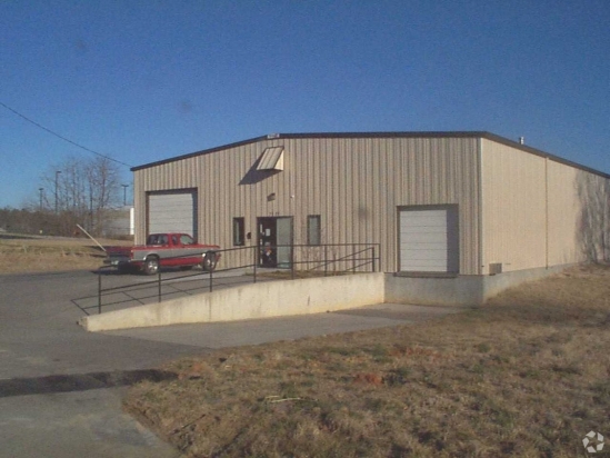 6 000 Square Feet Industrial Building